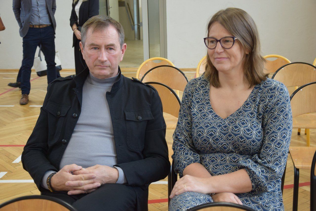 Powiatowe obchody Dnia Edukacji Narodowej w Zduńskiej Woli. Były życzenia i nagrody