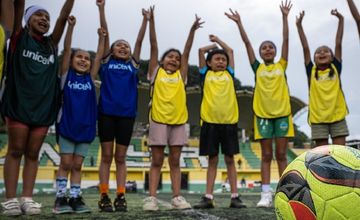 Unicef Polska w kampanii "Podaj dalej" apeluje o wsparcie dzieci