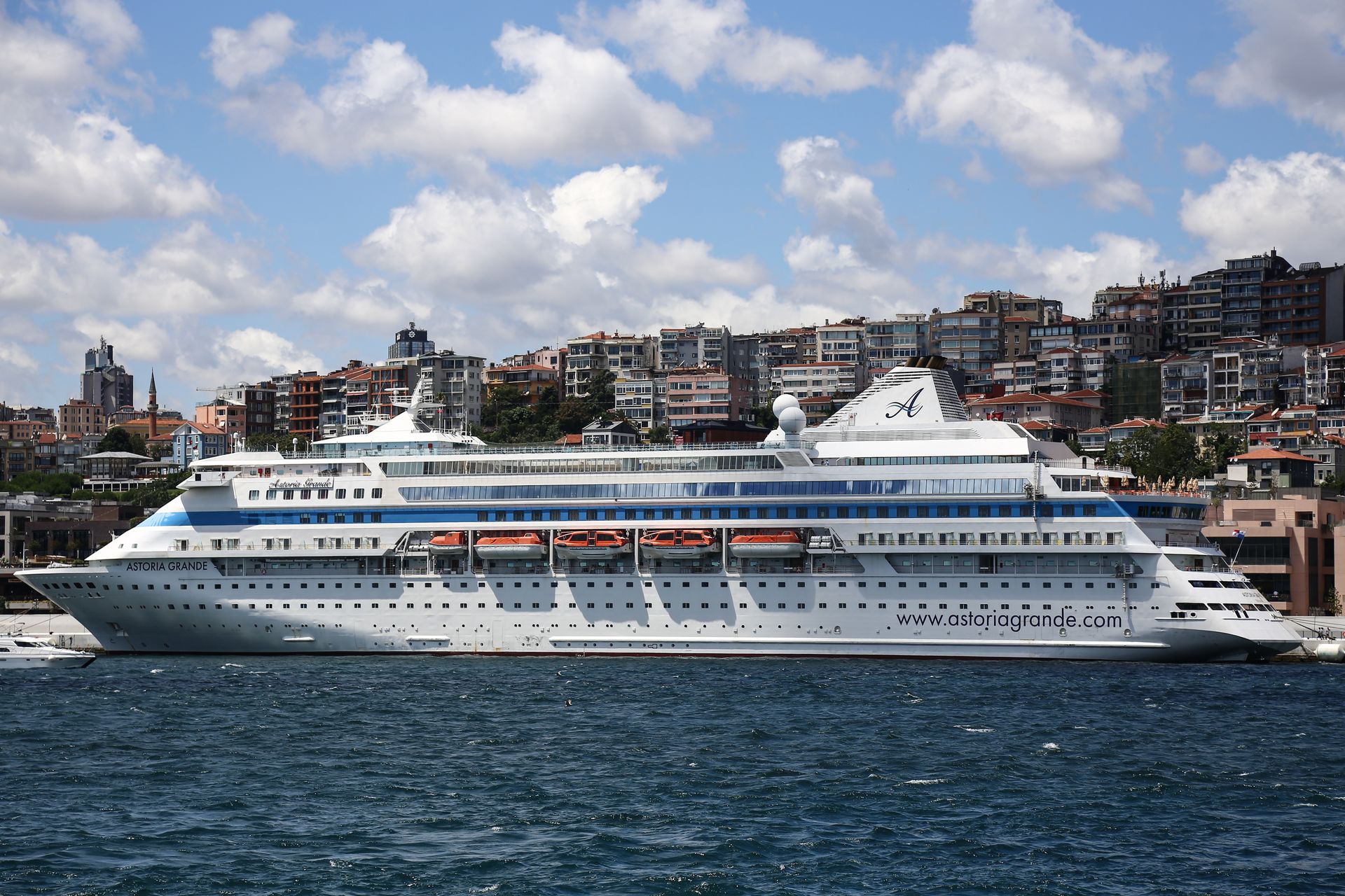 Gorąco na linii Moskwa-Ankara. Rosyjski statek nie wpłynie do Stambułu