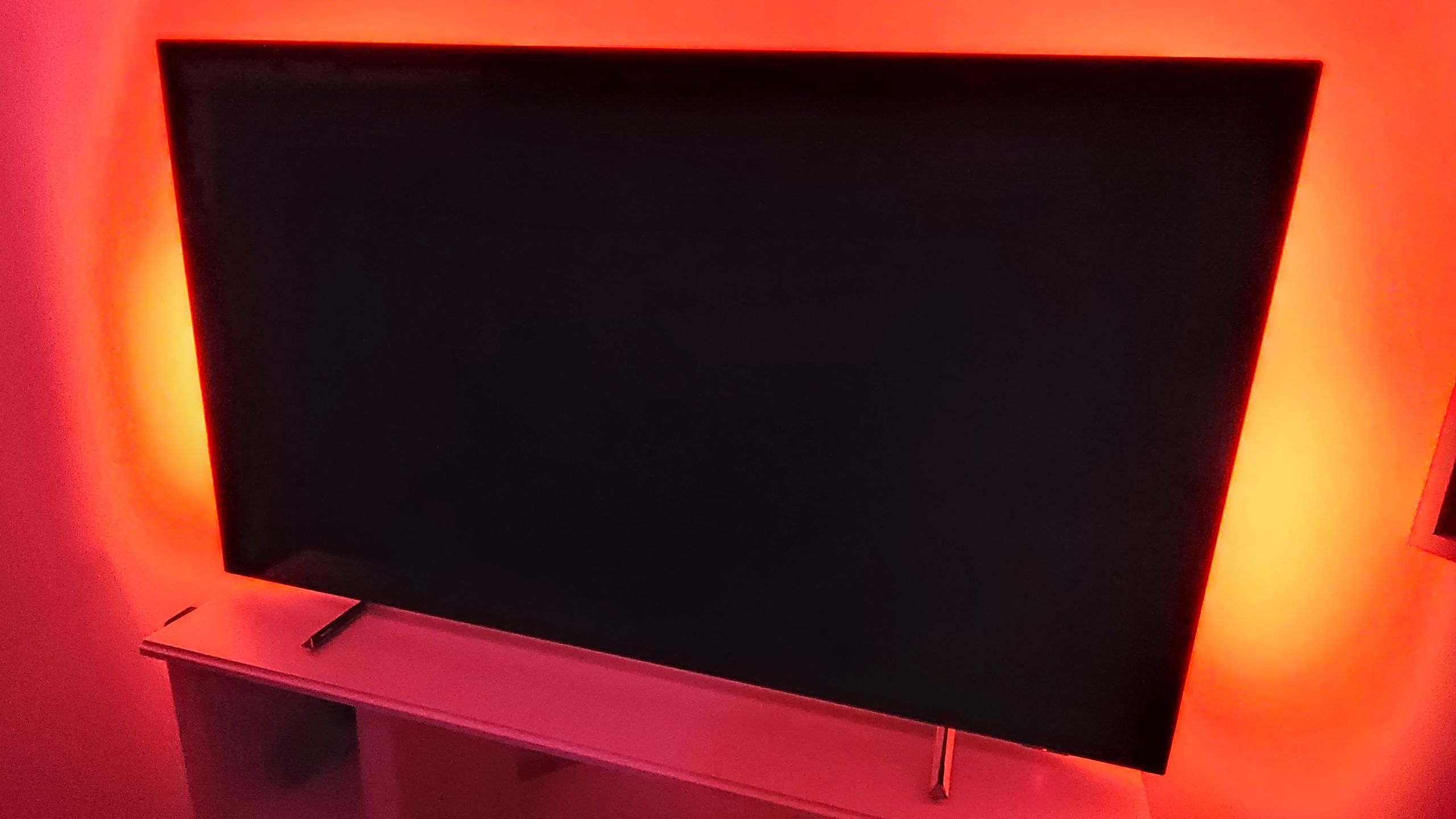 Philips OLED805: topowy OLED z Android TV i światłami Ambilight (test) 9