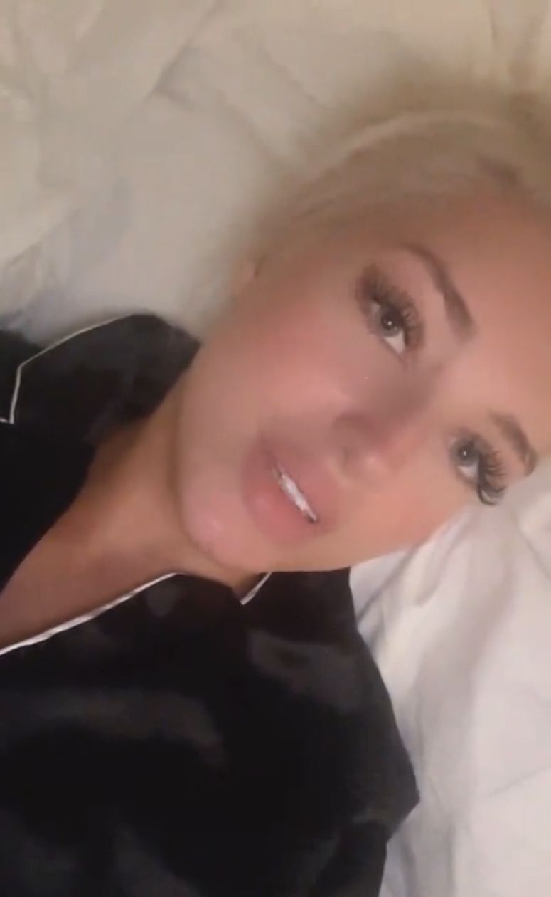 Caroline Derpienski o swoim wyjściu z wywiadu