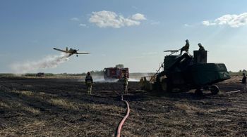 Chwaliszew: Pożar ścierniska i kombajnu. Poszkodowany został kierowca