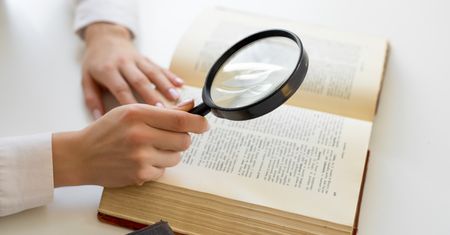 Krzyżówka językowa. Wiesz, co oznaczają te słowa?