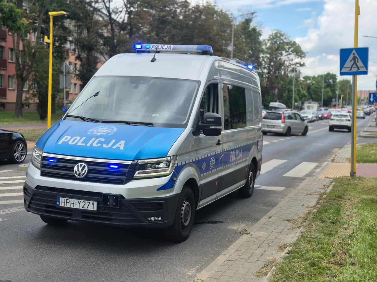 Potrącił na pasach kobietę prowadzącą wózek!