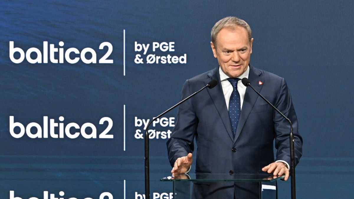 Warszawa, 30.01.2025. Premier Donald Tusk podczas uroczystości rozpoczęcia budowy Morskiej Farmy Wiatrowej Baltica 2, w Warszawie, 30 bm. (ad) PAP/Radek Pietruszka