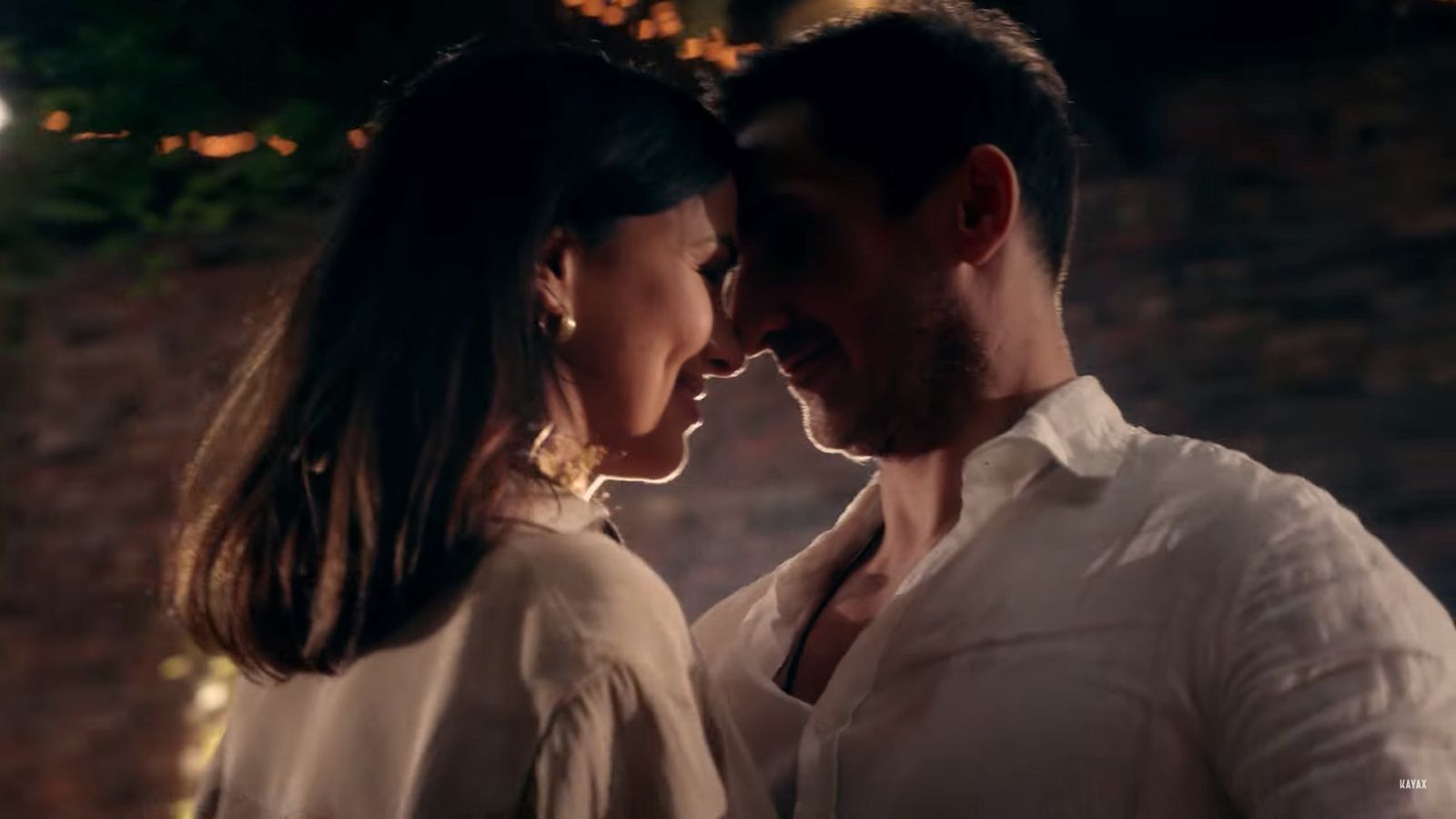 Paulina Krupińska i Sebastian Karpiel-Bułecka w teledysku