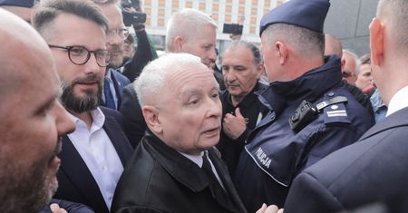 Złe wieści dla Kaczyńskiego? Nawet wyborcy PiS chcą kary dla prezesa