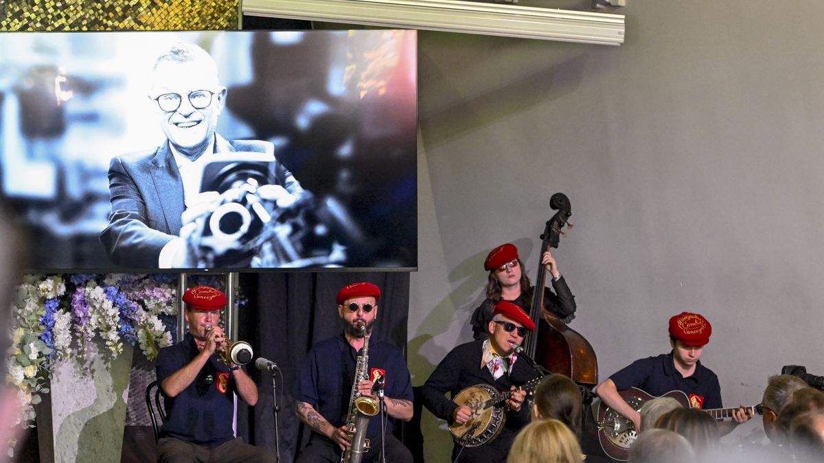 Jan Młynarski z Warszawskim Combo Tanecznym