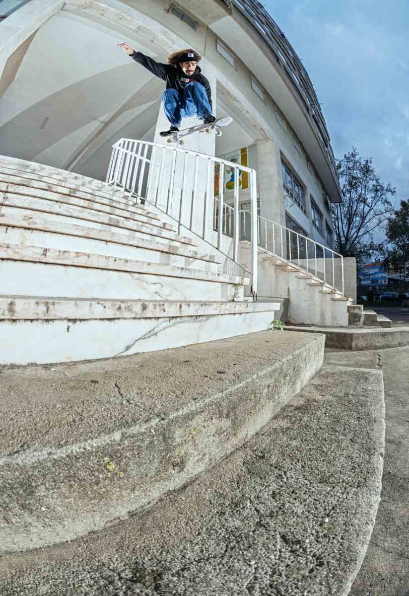 Victor_Pellegrin_Early_Grab_Bs_FiveO_Grind_5861_AdobeRGB_DVL copy