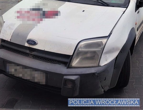 Mówił, że zapomniał dokumentów. Kiedy policjanci sprawdzili go w systemie coś im nie pasowało