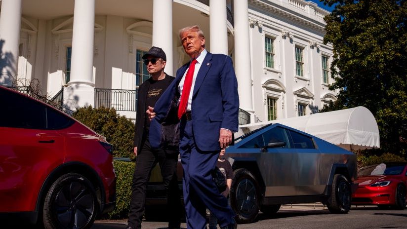 Elon Musk został bilionerem. Pomogli mu amerykańscy podatnicy