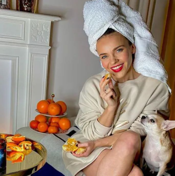 Edyta Herbuś łączy nowoczesność i styl retro w swoim mieszkaniu
