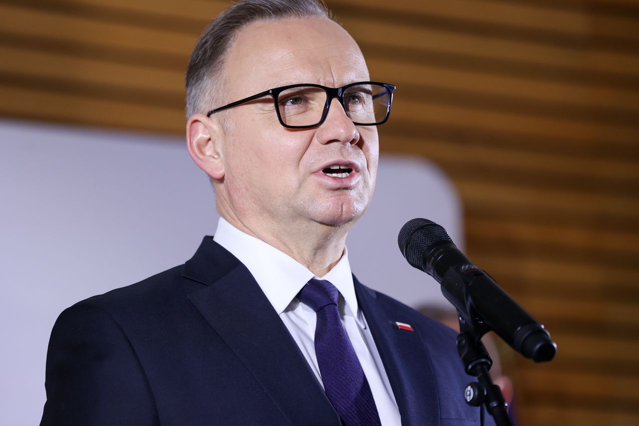 "Ustawie tej zarzucam niezgodność". Duda wnioskuje do TK o kontrolę