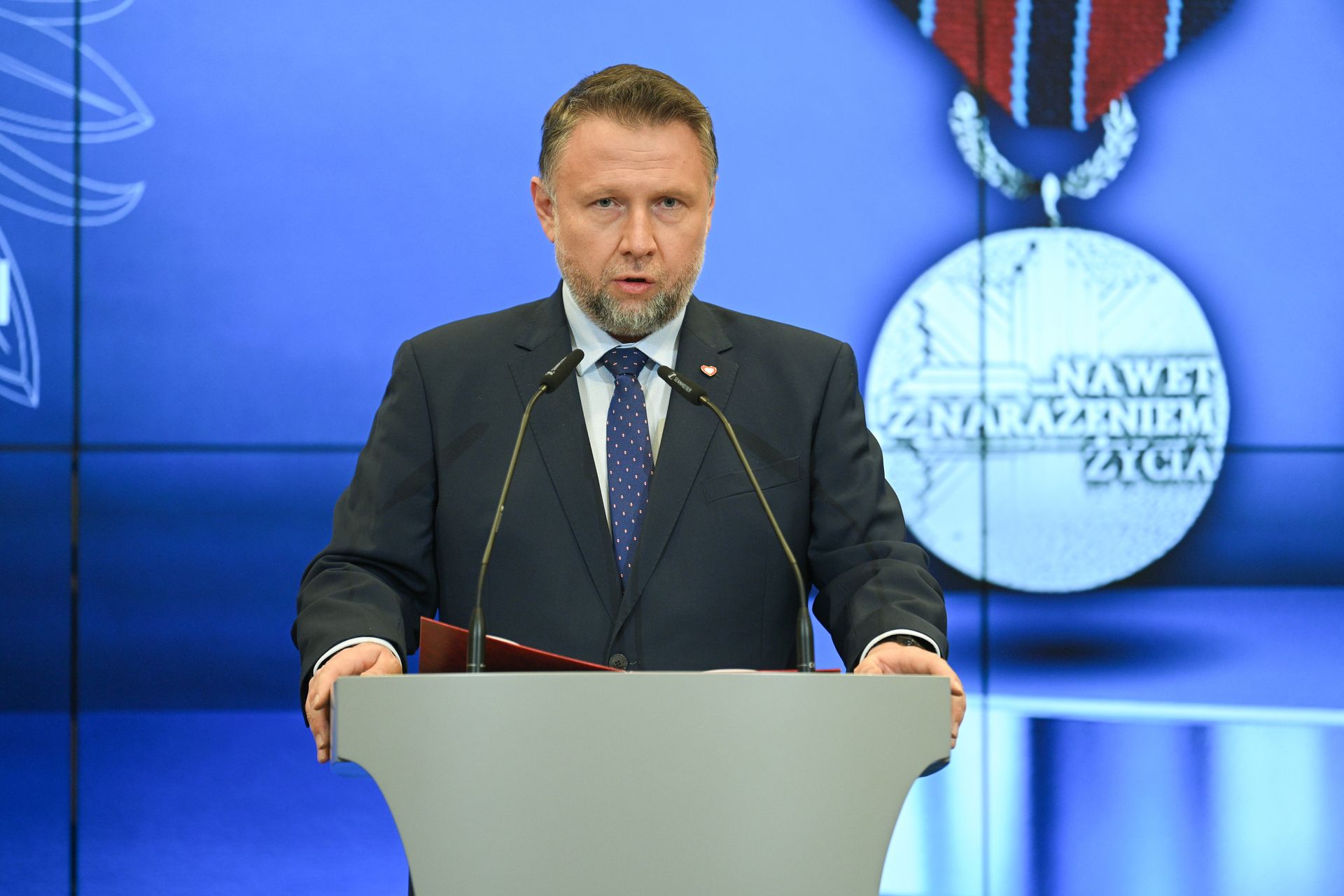 Polska musi zapłacić za szczepionki. "Kontraktowali bez pojęcia"