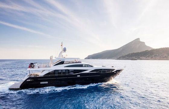 Luksusowy jacht marzeniem prezesa ZPUE, a wypłata dywidendy nieodpowiedzialna. „Brak transparentności firmy i klarownej komunikacji”