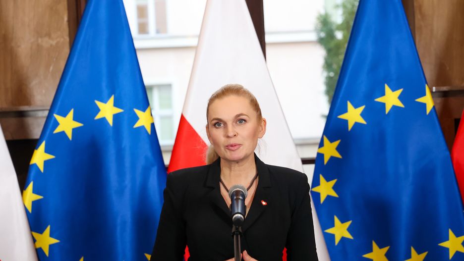 Barbara Nowacka
Warszawa, 13.12.2023. Minister edukacji Barbara Nowacka podczas uroczystego powitania w siedzibie resortu w Warszawie, 13 bm. (amb) PAP/Szymon Pulcyn
Szymon Pulcyn
MEiN, ministerstwo edukacji, polityka, powitanie, przekazanie resortu, Rada Ministr�w, rz�d