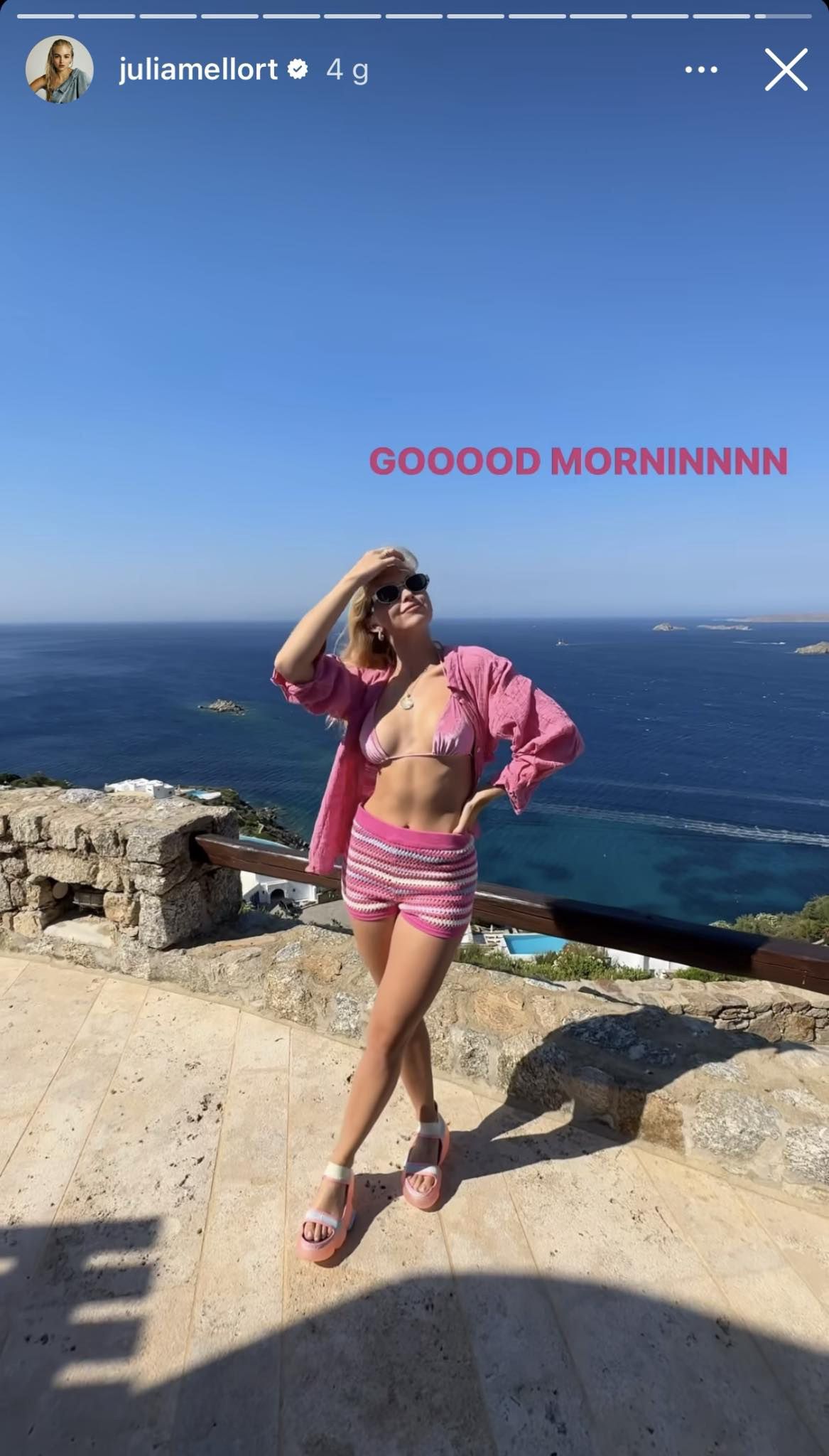 Julia Tychoniewicz wskoczyła w różowe bikini 