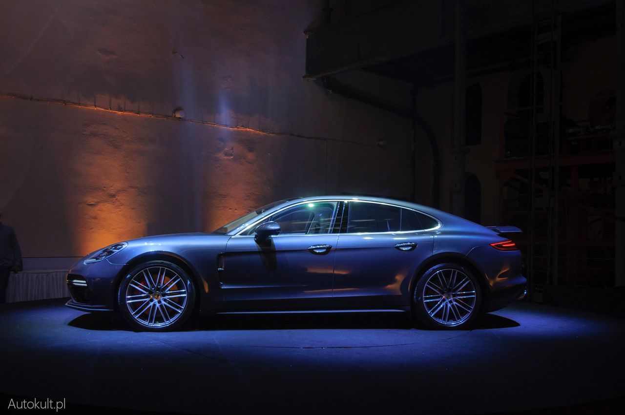 Nowe Porsche Panamera (2016) - zdjęcia, wnętrze, bagażnik