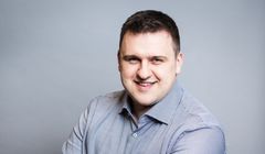 Mateusz Golis w Radiu Złote Przeboje. Jarosław Barwiak odszedł z Agory po 21 latach pracy