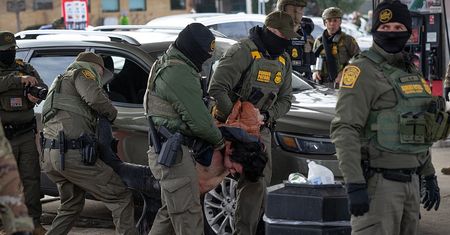 Strzelanina w Minneapolis. Prokuratorzy podają się do dymisji