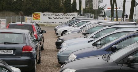Rekordowy import aut używanych we wrześniu. Kilka przyczyn, jeden efekt