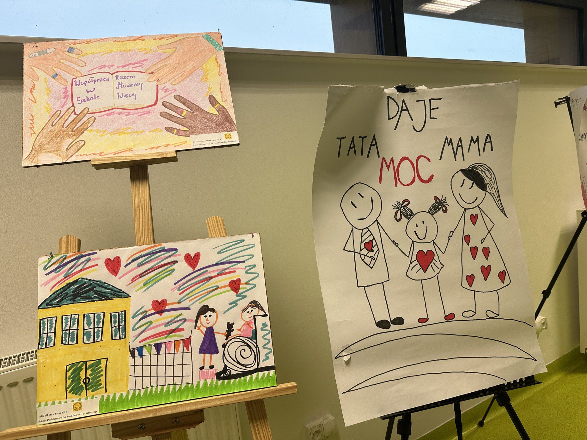 W Grudziądzu eksperci rozmawiali w ramach kampanii &#34;Dzieciństwo bez przemocy&#34; o &#34;niewidzialnych dzieciach&#34;. Wśród ekspertów m.in. Rzecznik Praw Dziecka, Monika Horna - Cieślak