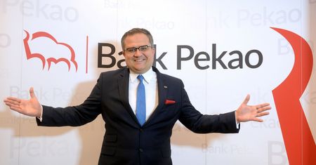 "Złote dziecko PiS-u" i przyjaciel Ziobry zarabia miliony