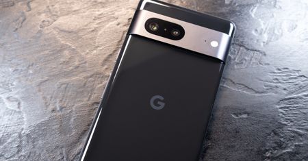 Android 15 wprowadzi ważną funkcję do Pixeli. W iPhone już jest od dawna