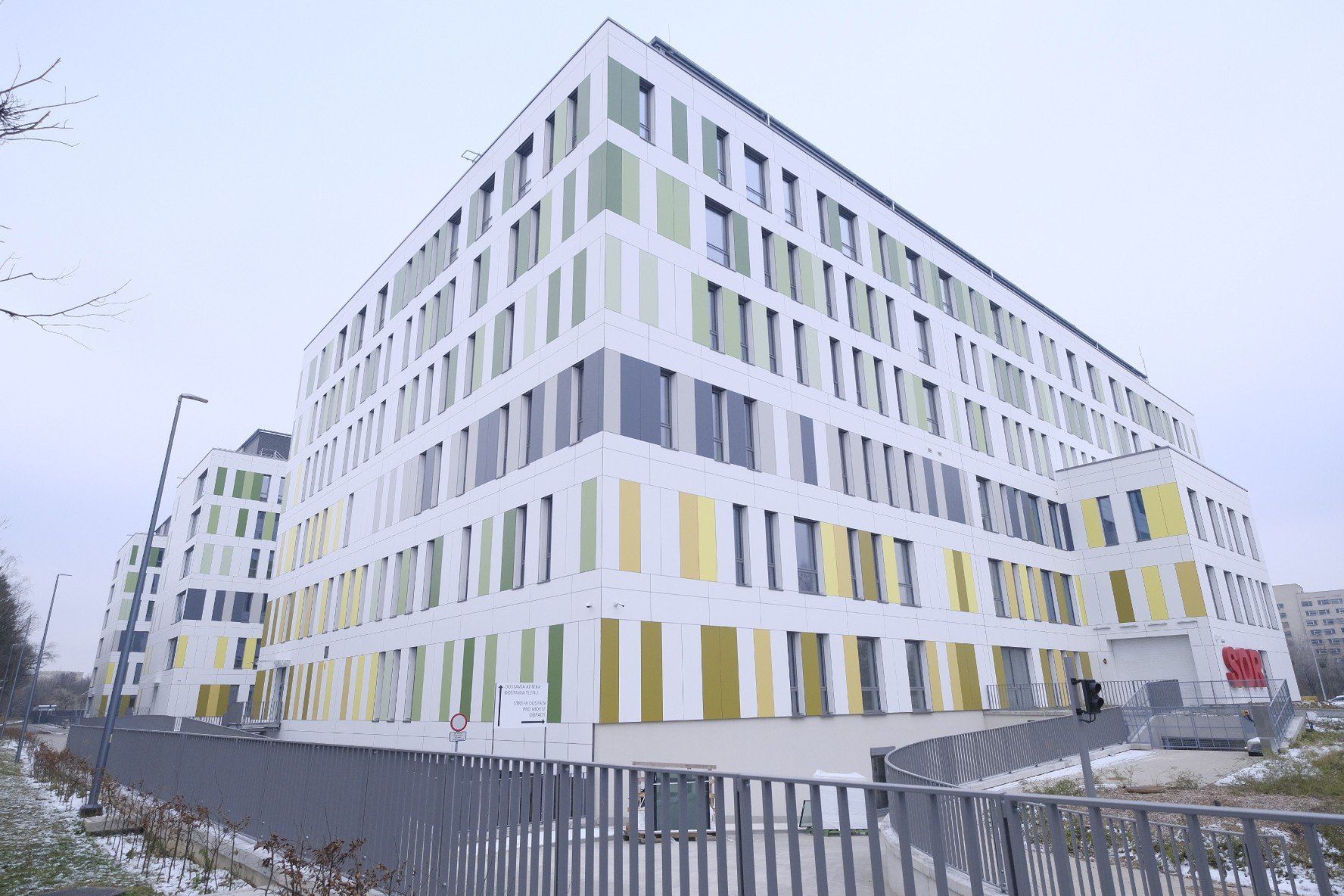Wielkopolskie Centrum Zdrowia Dziecka to jeden z najnowocześniejszych i największych szpitali pediatrycznych w Polsce. Całkowita wartość tego projektu to łącznie 459 milionów złotych. 
