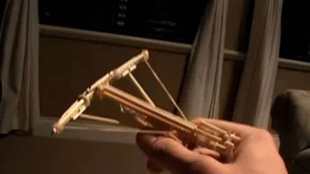 Kusza zrobiona z patyczków do szaszłyków! [wideo] 1