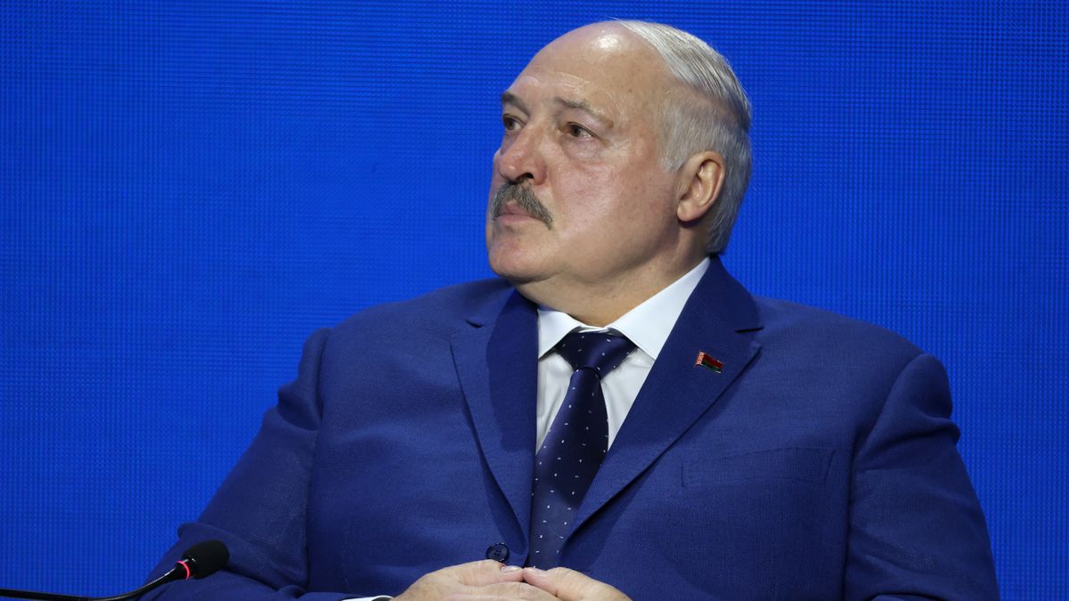 VOLGOGRAD, RUSSIA - APRIL 29 (RUSSIA OUT) Belarusian President Alexander Lukashenko grimases during the Great Heritage - Common Future Forum, a Russian-Belarusian meeting, dedicated to the anniversary of the Battle of Stalingrad on April 29, 2025 in Volgograd, Russia. Vladimir Putin and Alexander Lukashenko are having a joint visit to Volgograd, former Stalingrad, marking the 80th anniversary of the end of World War II. (Photo by Contributor/Getty Images)