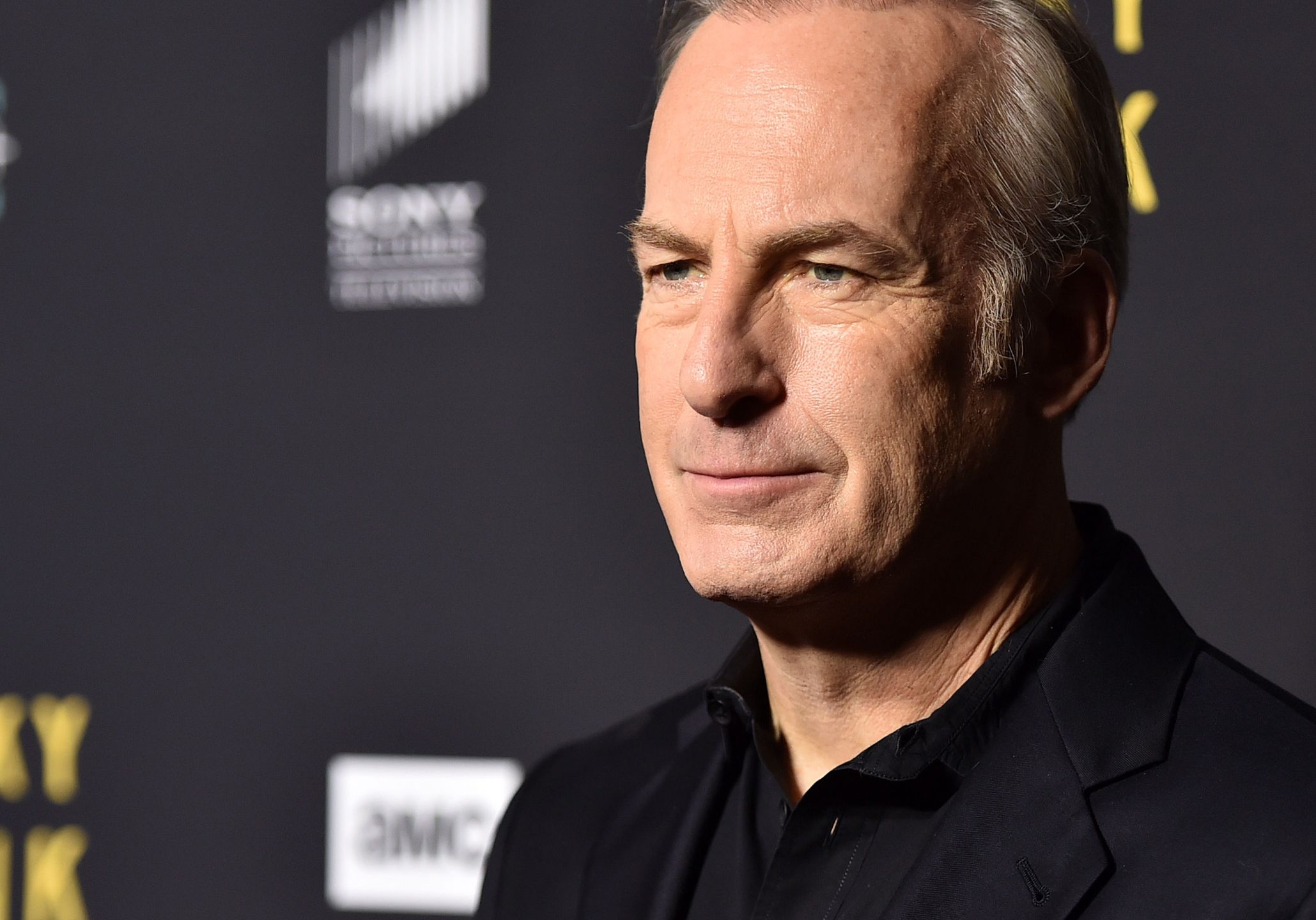 Bob Odenkirk ponownie opowiedział o zawale, którego doznał na planie serialu