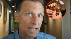 Wystarczą dwa drinki dziennie. Ten napój najszybciej niszczy wątrobę