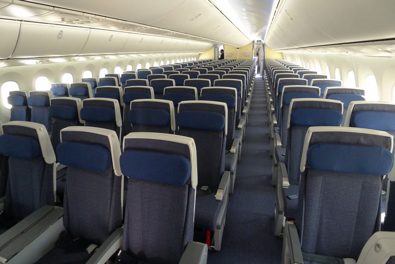 Dreamliner w wersji pasażerskiej gotowy! Pierwsze zdjęcia wnętrza rejsowego 787 6