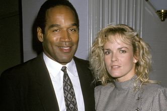 O.J. Simpson miał burzliwe życie uczuciowe. Partnerki nie wspominały jednak dobrze relacji z futbolistą. "BIŁ MNIE GODZINAMI"