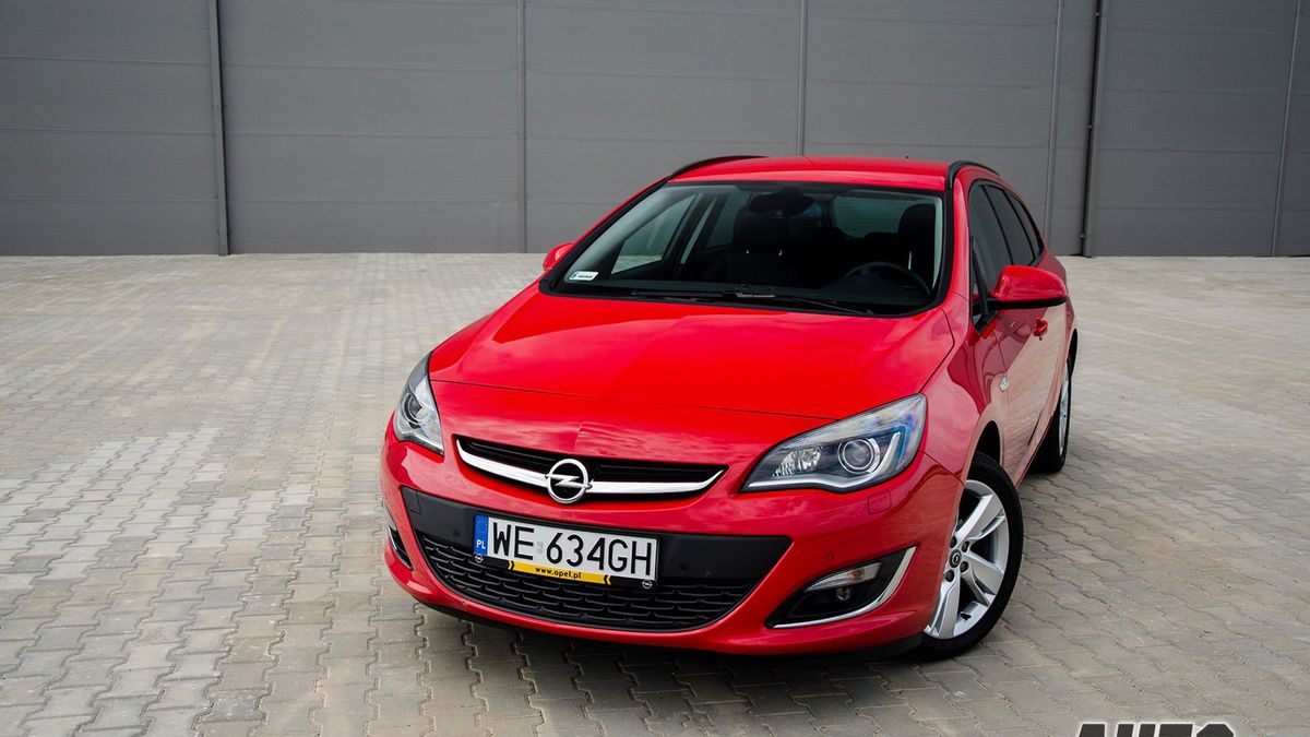 Opel Astra J