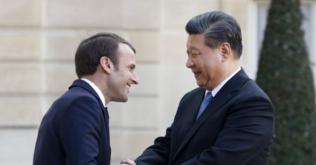 Chiny chcą odbić Europę. Misja Xi Jinpinga nie spodoba się w USA