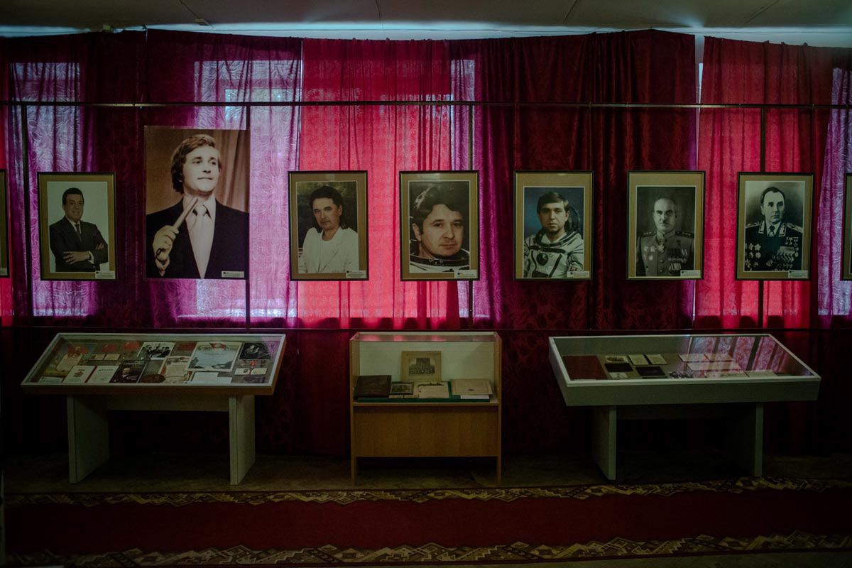 Wojna w Ukrainie trwa od 2014 roku. W moim projekcie nie chcę pokazywać wyłącznie jej, ale to, o co naprawdę się toczy. Jak destrukcyjnie działa propaganda i jak silnie rozwinięte są mechanizmy dezinformacji.