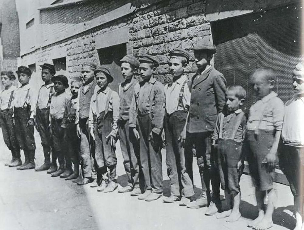 Historyczne zdjęcia pokazują, jak wyglądały slumsy Nowego Jorku w XIX wieku 17