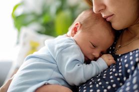 W jakim wieku najlepiej urodzić pierwsze dziecko? Naukowcy wyliczyli