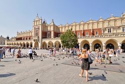 Rynek Główny w Krakowie zamknięty dla dorożek