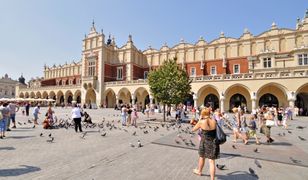 Rynek Główny w Krakowie zamknięty dla dorożek