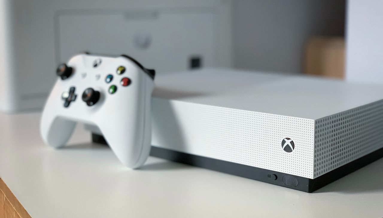 Xbox One S 