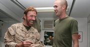 Chucka Norrisa żegna piechota USA. Marines ze specjalnym wpisem