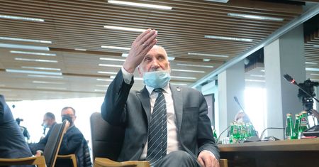 "Bzdura". Bogdan Zdrojewski o słowach Antoniego Macierewicza