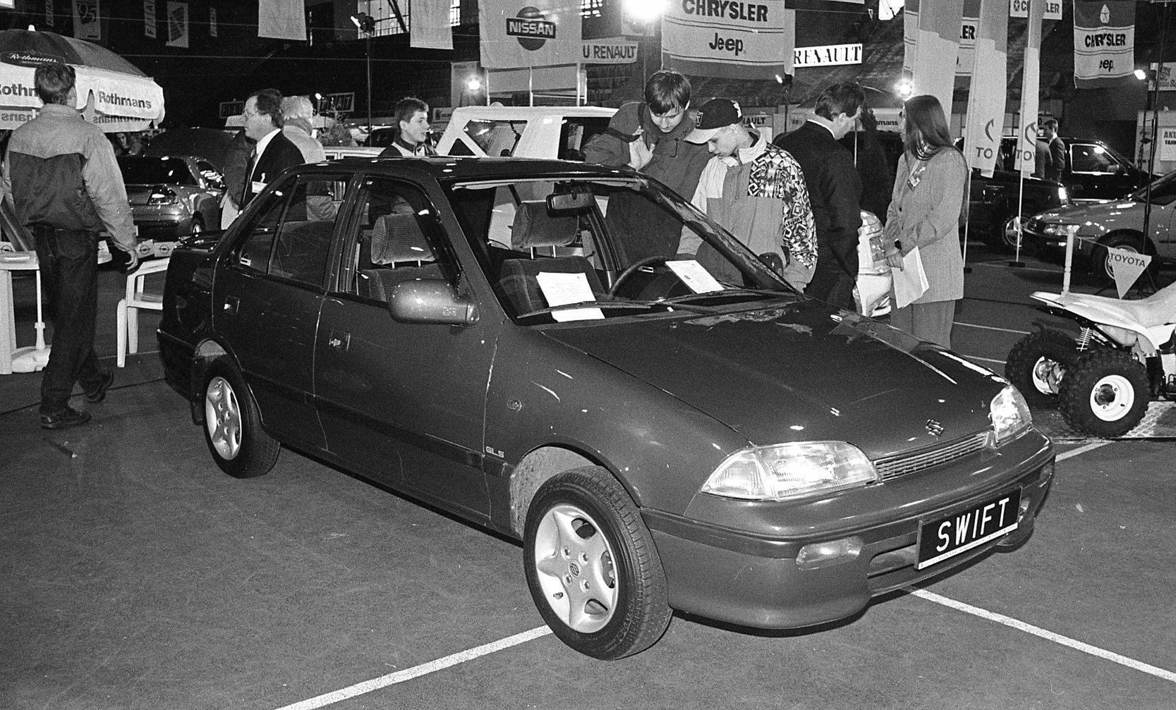 Katowicki Spodek, targi motoryzacyjne 1995 i wielkie marzenia kierowców sprzed 30 lat