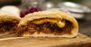 Burger z piekarnika z szarpaną wieprzowiną. Już nigdy nie zamówisz gotowego