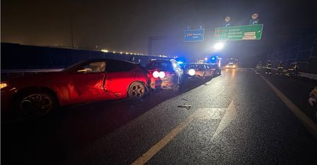 Karambol na S2 pod Warszawą. Zderzyło się 9 pojazdów, są ranni