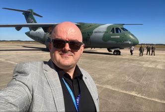 Leciałem samolotem brazylijskiej armii. Chcą sprzedać go Polsce. Co na to MON?