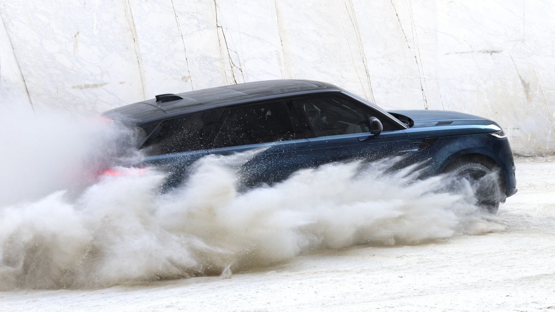 Range Rover Sport Electric